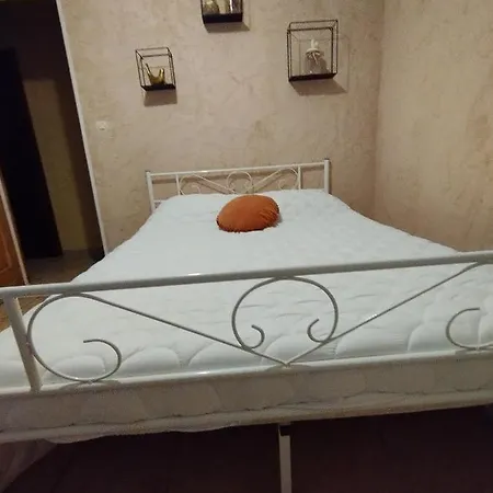 D Hotes En Provence, Au Pied Du Luberon, Les Coquelicots Homestay